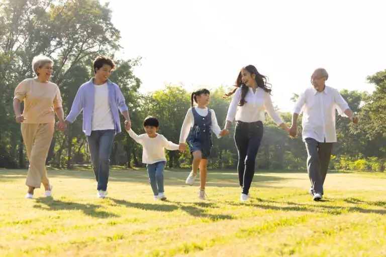 Ide Tema Family Gathering yang Bikin Suasana Hidup