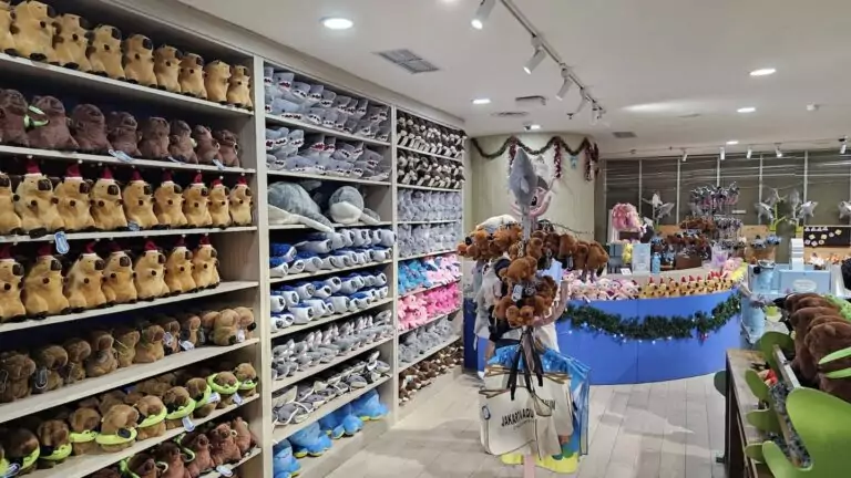 Souvenir Taman Safari Bogor