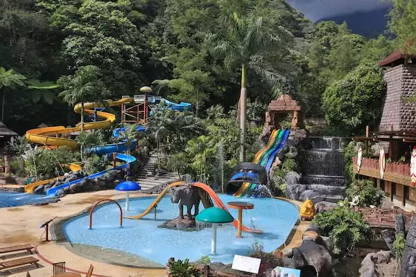 Wahana Waterpark