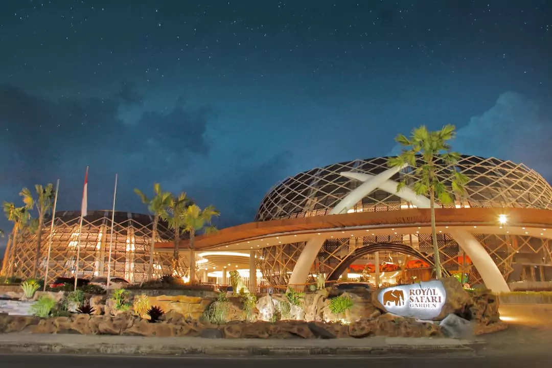 wild-family-adventure-at-royal-safari-garden-resort